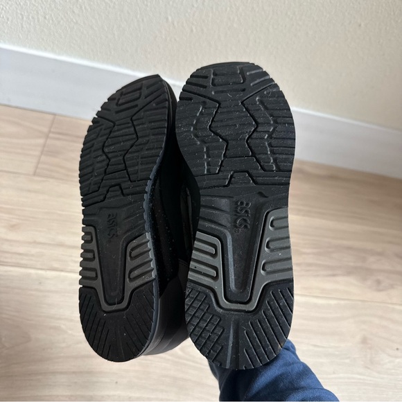 ASICS GEL-LYTE III 3 OG NS in the black carbon colorway Women’s Size 6 VGUC - Picture 7 of 7